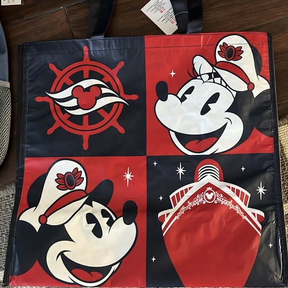 Disney Cruise Line Castaway club over the shoulder backpack w/DCL medium tote - Picture 13 of 14